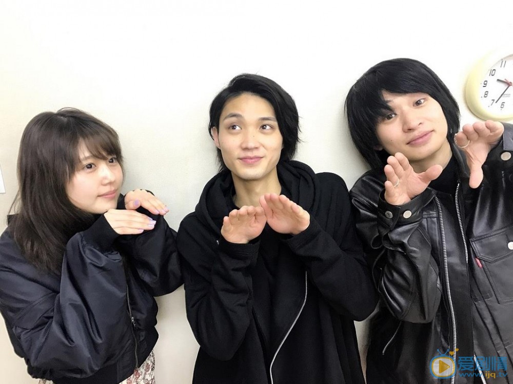 有村架纯与人合照 有村架纯高清写真_有村架纯高清剧照