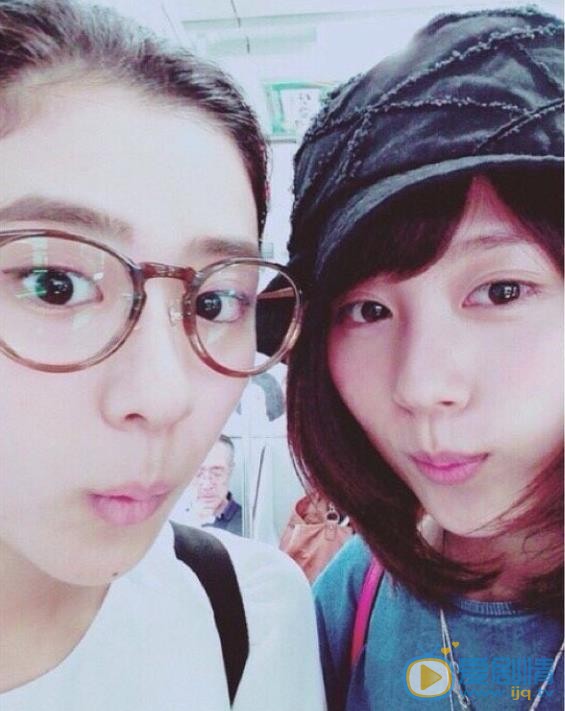 有村架纯与人合照 有村架纯高清写真_有村架纯高清剧照