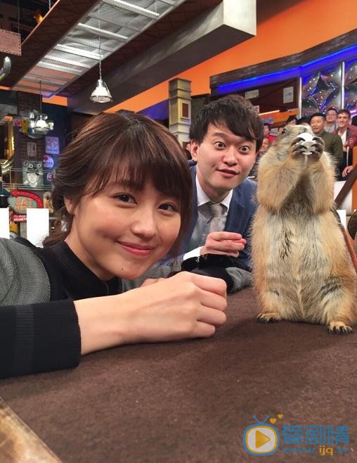 有村架纯与人合照 有村架纯高清写真_有村架纯高清剧照