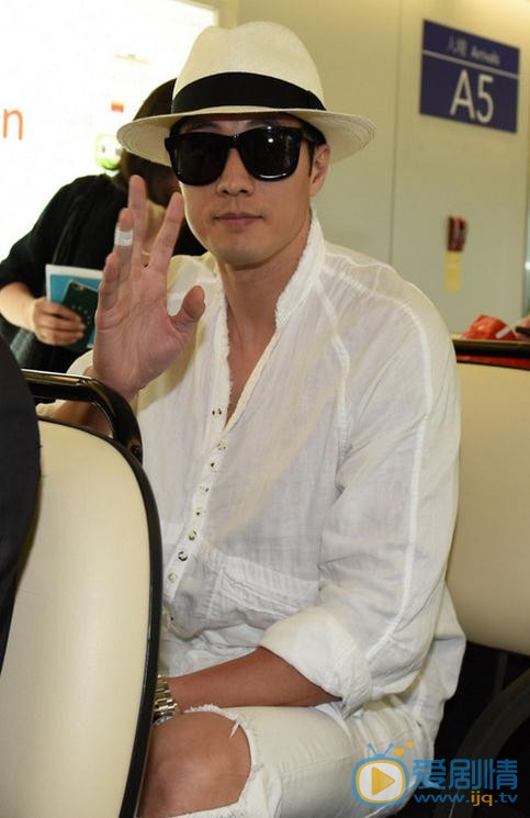 苏志燮机场照 苏志燮高清写真_苏志燮高清剧照