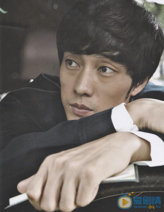 苏志燮《上班族》剧照 苏志燮高清写真_苏志燮高清剧照