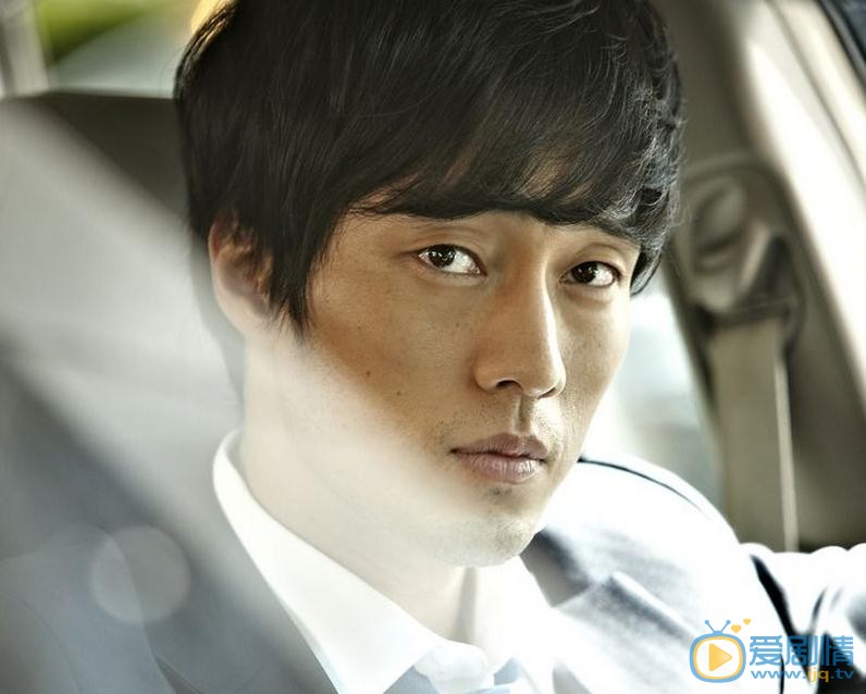 苏志燮《上班族》剧照 苏志燮高清写真_苏志燮高清剧照