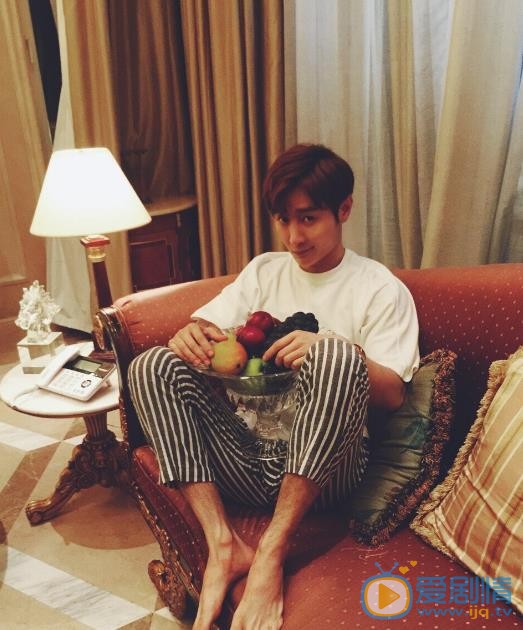 李昕亮生活照 李昕亮高清写真_李昕亮高清剧照
