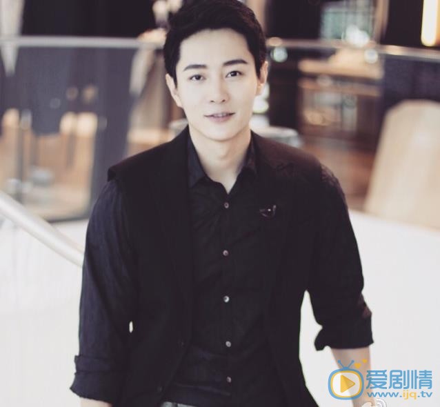 李昕亮街拍写真 李昕亮高清写真_李昕亮高清剧照