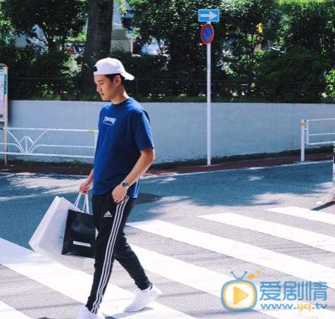 周兴哲生活照 周兴哲高清写真_周兴哲高清剧照