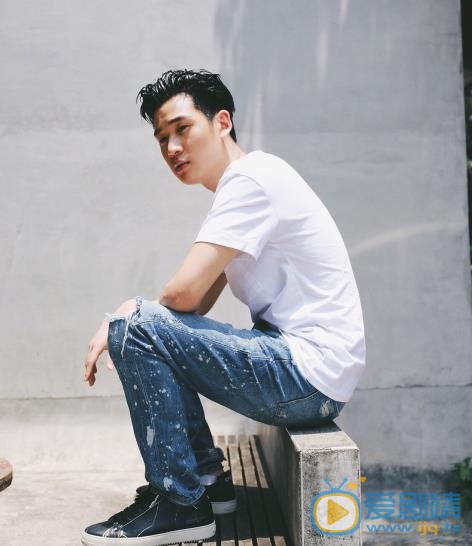 周兴哲生活照 周兴哲高清写真_周兴哲高清剧照