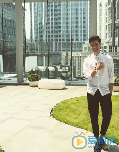 周兴哲生活照 周兴哲高清写真_周兴哲高清剧照