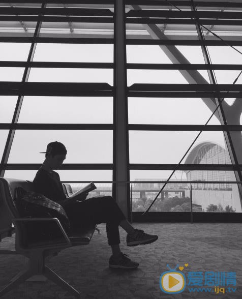 周兴哲生活照 周兴哲高清写真_周兴哲高清剧照