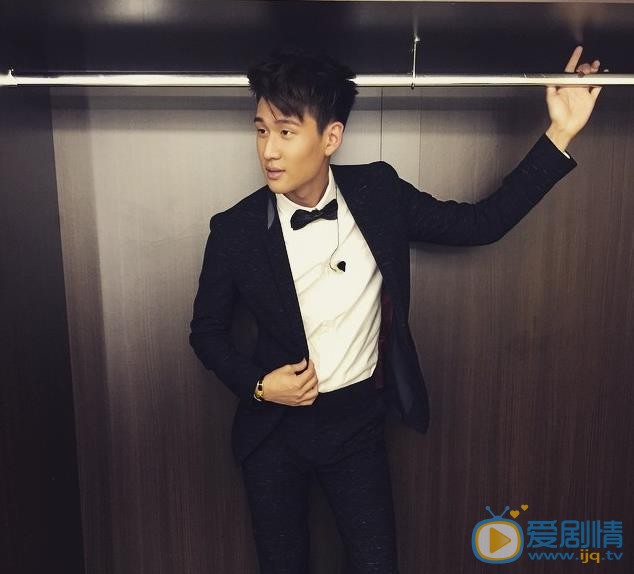 周兴哲现场照 周兴哲高清写真_周兴哲高清剧照