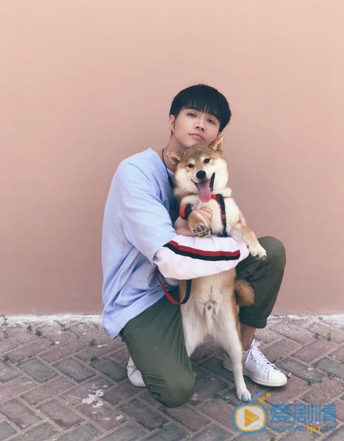许乐骁生活照 许乐骁高清写真_许乐骁高清剧照