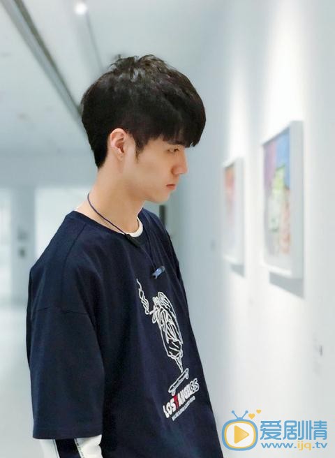 许乐骁生活照 许乐骁高清写真_许乐骁高清剧照
