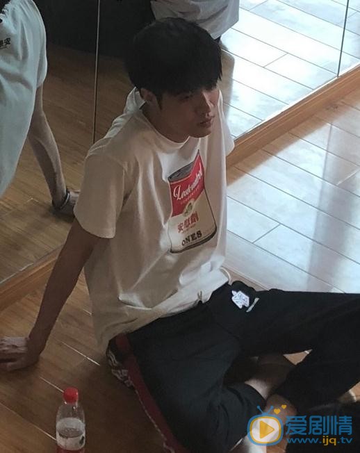 许乐骁生活照 许乐骁高清写真_许乐骁高清剧照