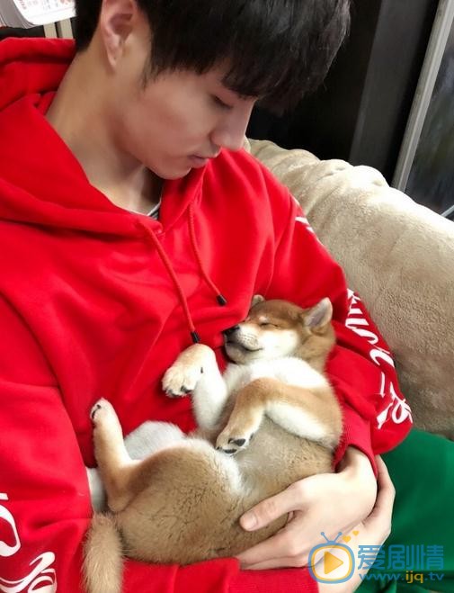 许乐骁生活照 许乐骁高清写真_许乐骁高清剧照