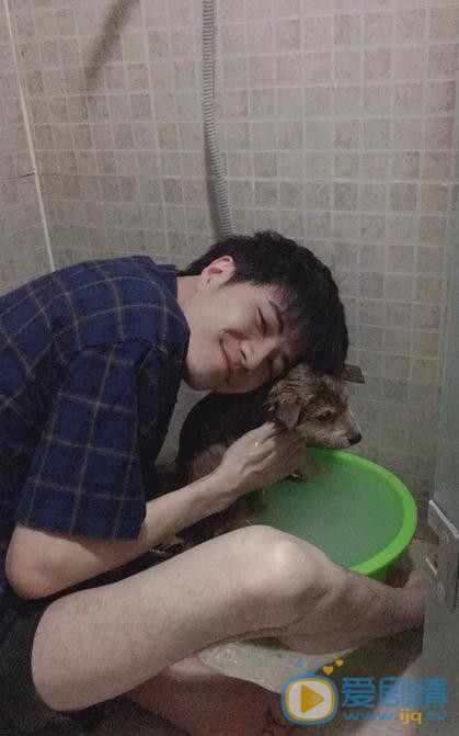 许乐骁生活照 许乐骁高清写真_许乐骁高清剧照