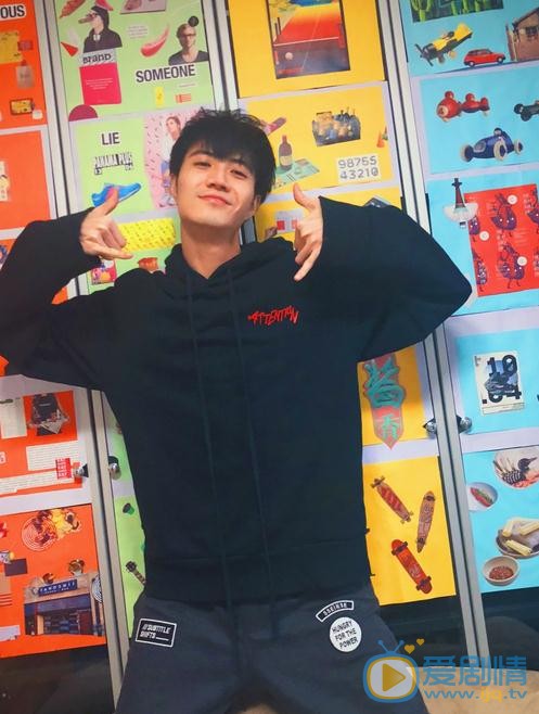 许乐骁生活照 许乐骁高清写真_许乐骁高清剧照