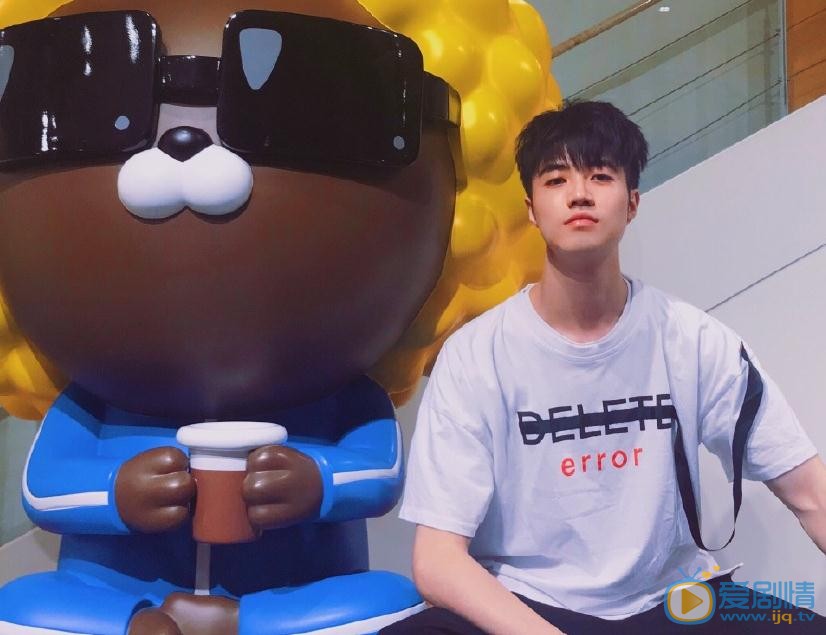 许乐骁生活照 许乐骁高清写真_许乐骁高清剧照