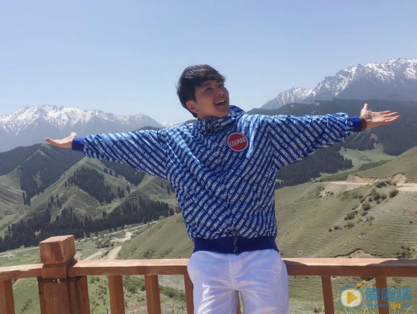 萧正楠户外旅行 萧正楠高清写真_萧正楠高清剧照