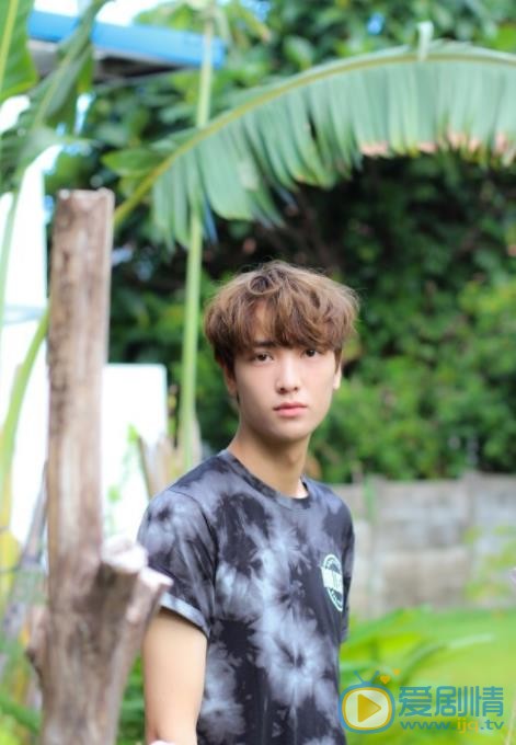 杨梓鑫个人资料简介 杨梓鑫家庭背景及个人经历