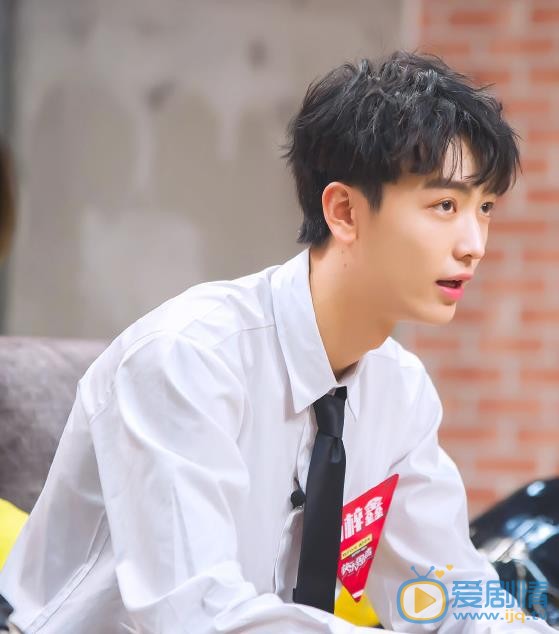 杨梓鑫《快乐男声》节目照 杨梓鑫高清写真_杨梓鑫高清剧照
