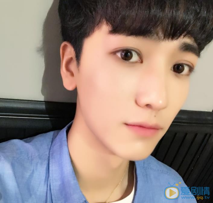 杨梓鑫自拍照 杨梓鑫高清写真_杨梓鑫高清剧照