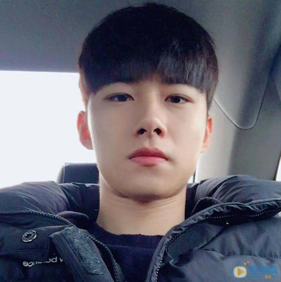 徐志焄自拍照 徐志焄高清写真_徐志焄高清剧照
