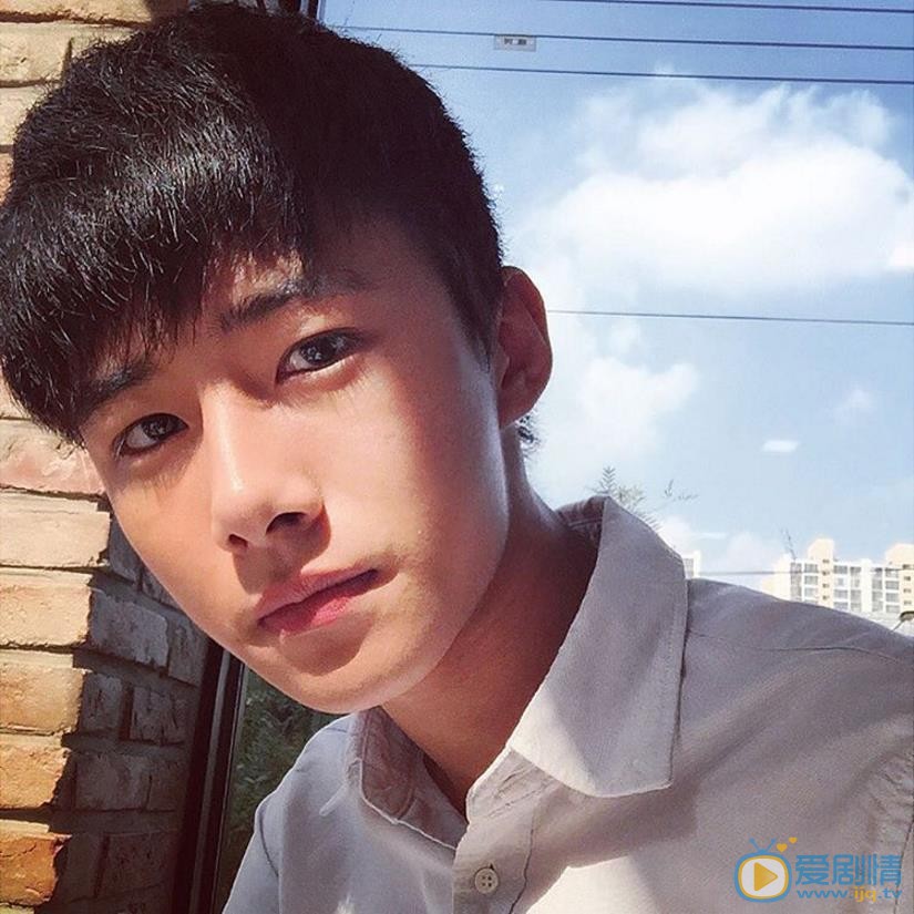 徐志焄自拍照 徐志焄高清写真_徐志焄高清剧照