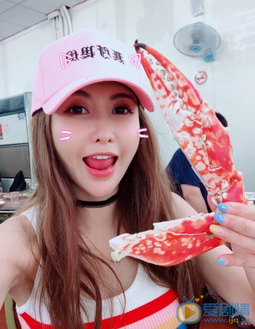 简恺乐自拍照 简恺乐高清写真_简恺乐高清剧照