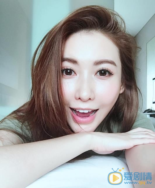 简恺乐自拍照 简恺乐高清写真_简恺乐高清剧照