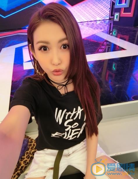 简恺乐自拍照 简恺乐高清写真_简恺乐高清剧照