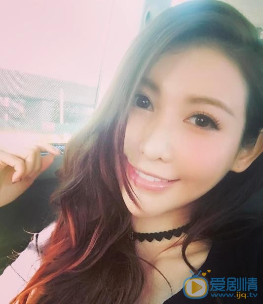 简恺乐自拍照 简恺乐高清写真_简恺乐高清剧照