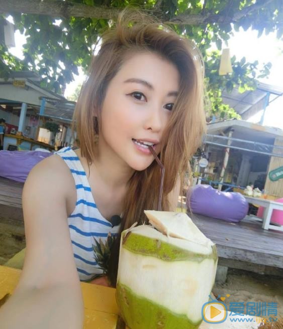 简恺乐自拍照 简恺乐高清写真_简恺乐高清剧照