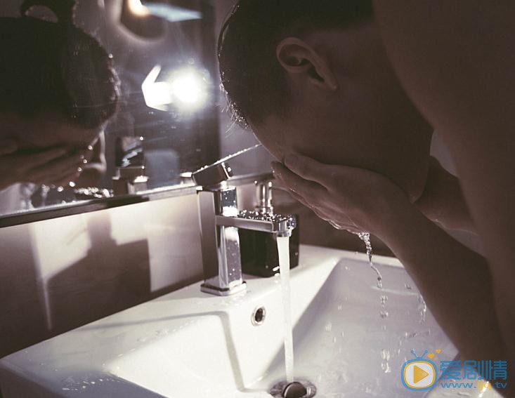 马睿瀚湿身写真 马睿瀚高清写真_马睿瀚高清剧照