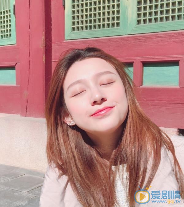马凡舒自拍照 马凡舒高清写真_马凡舒高清剧照