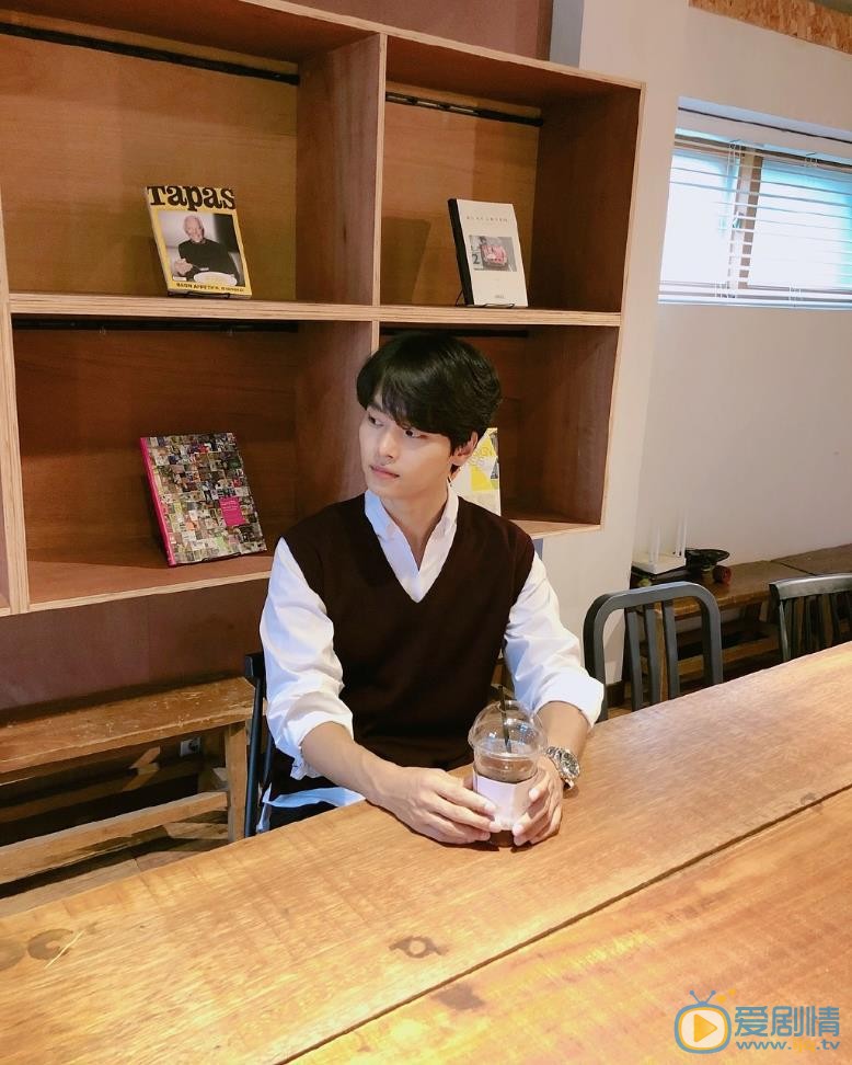 车学沇生活照 车学沇高清写真_车学沇高清剧照