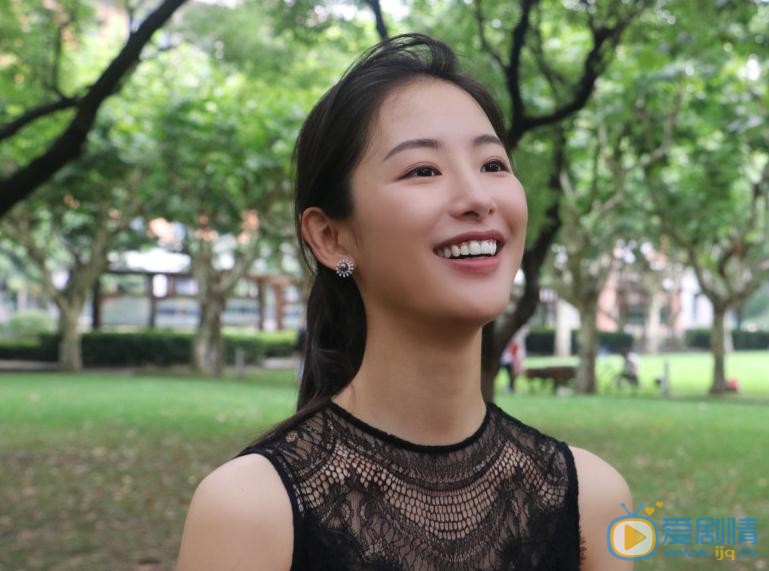 潘启言毕业照 潘启言高清写真_潘启言高清剧照