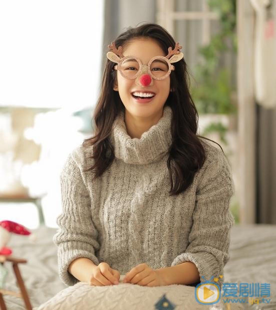 潘启言秋色写真 潘启言高清写真_潘启言高清剧照