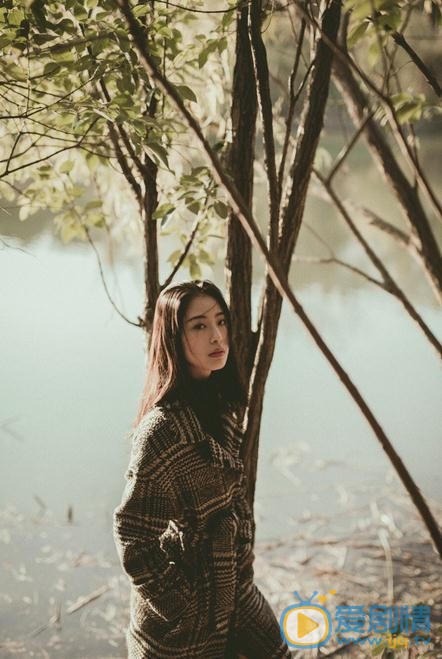 潘启言秋色写真 潘启言高清写真_潘启言高清剧照