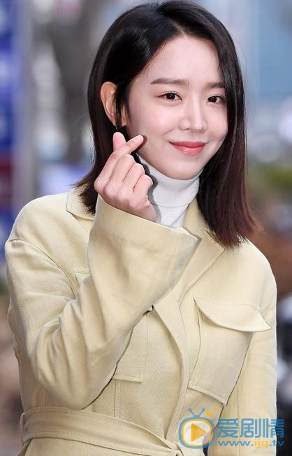 申惠善活动照 申惠善高清写真_申惠善高清剧照