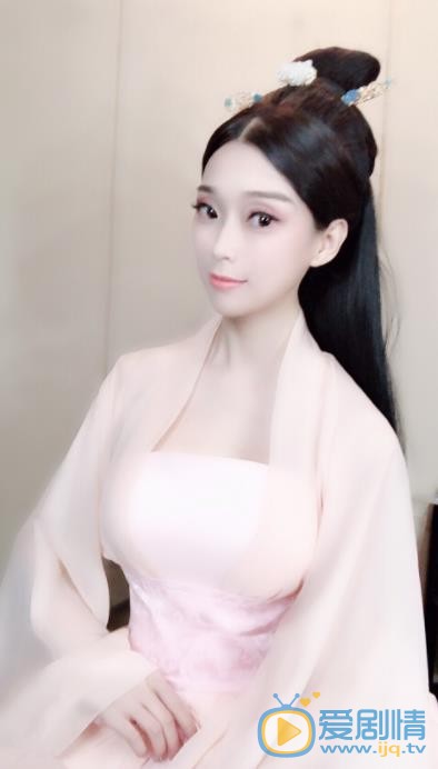 卢小娟自拍照 卢小娟高清写真_卢小娟高清剧照