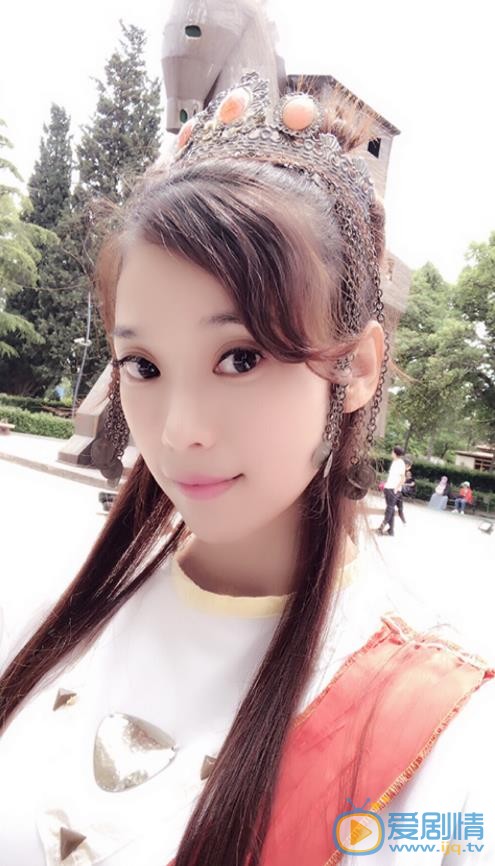 卢小娟自拍照 卢小娟高清写真_卢小娟高清剧照