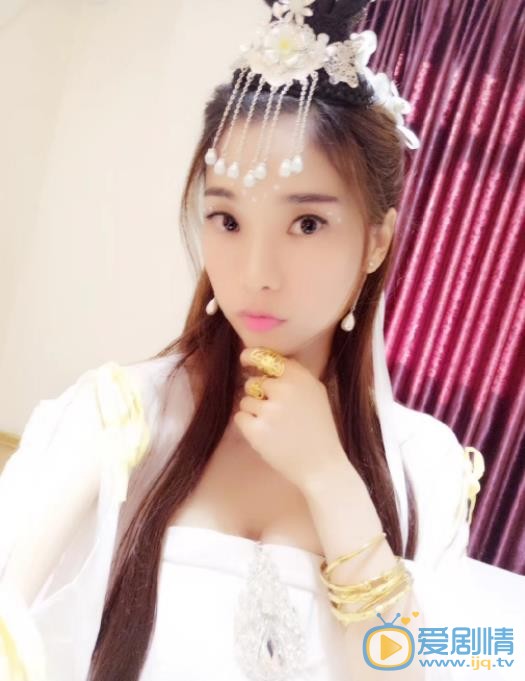 卢小娟自拍照 卢小娟高清写真_卢小娟高清剧照