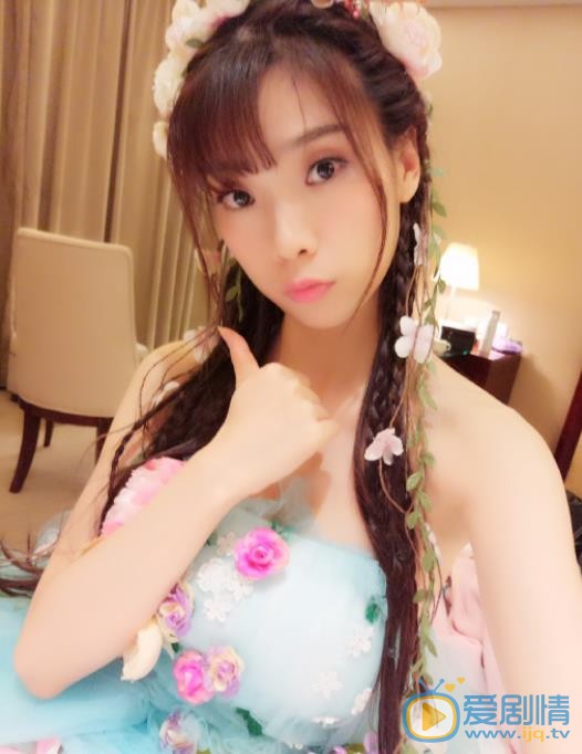 卢小娟自拍照 卢小娟高清写真_卢小娟高清剧照