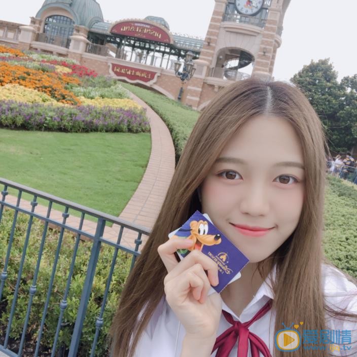 易嘉爱自拍照 易嘉爱高清写真_易嘉爱高清剧照