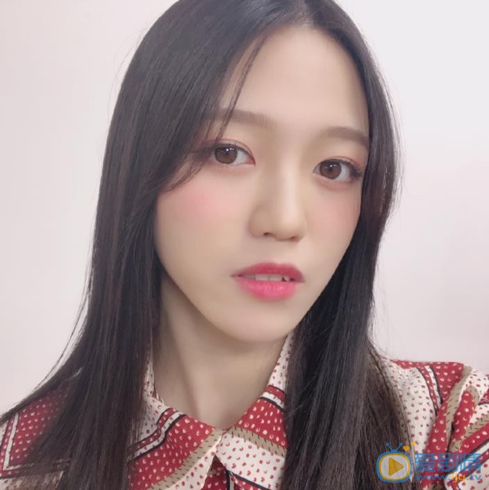 易嘉爱自拍照 易嘉爱高清写真_易嘉爱高清剧照