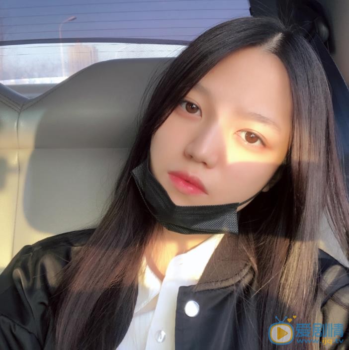 易嘉爱自拍照 易嘉爱高清写真_易嘉爱高清剧照