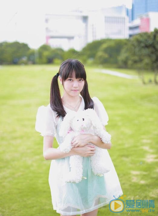 易嘉爱青春写真 易嘉爱高清写真_易嘉爱高清剧照