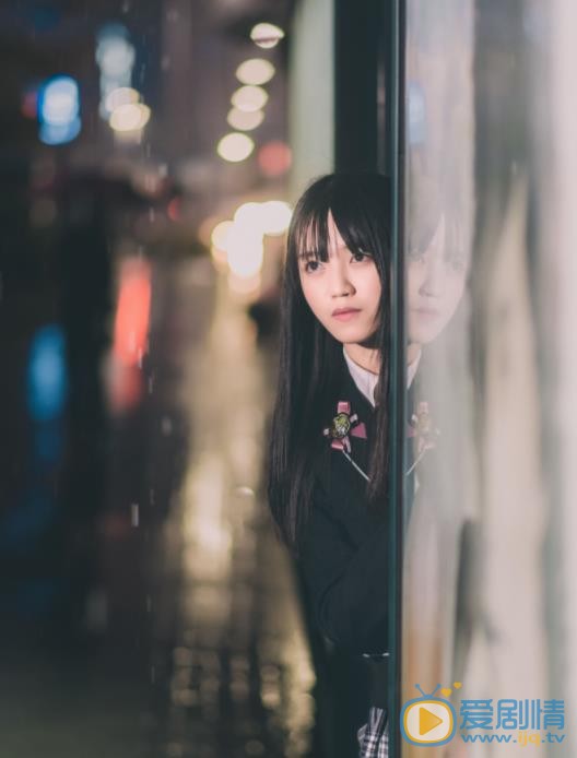 易嘉爱街拍写真 易嘉爱高清写真_易嘉爱高清剧照