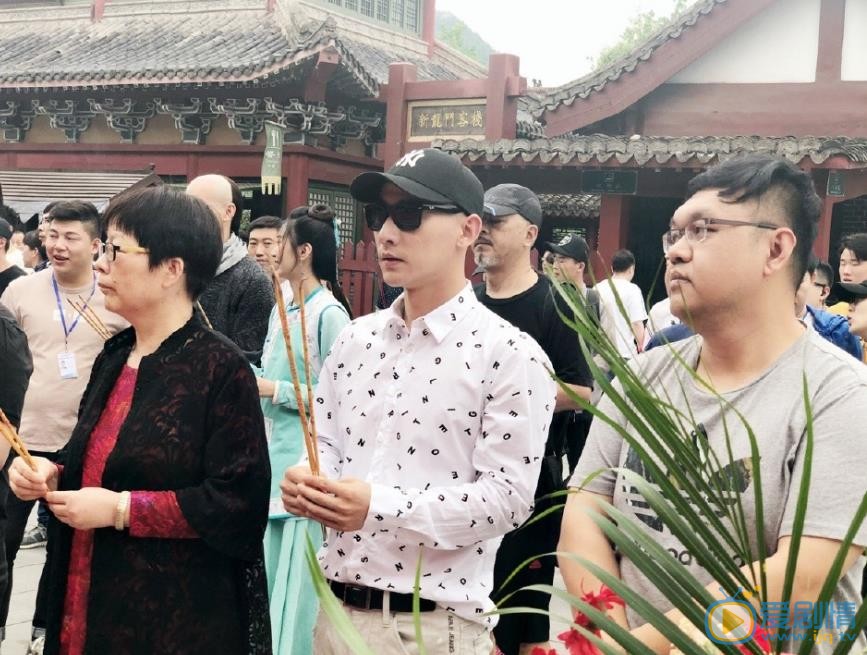 于轩鸿灏活动照 于轩鸿灏高清写真_于轩鸿灏高清剧照