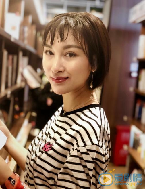 江佳桐街拍写真 江佳桐高清写真_江佳桐高清剧照