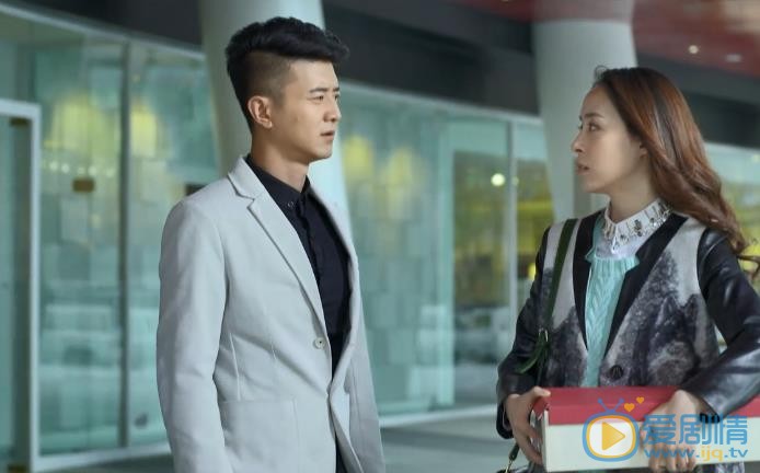 为青春点赞胡小磊的妈妈李静为什么不喜欢卿湖？李静不喜欢卿湖的原因是什么？